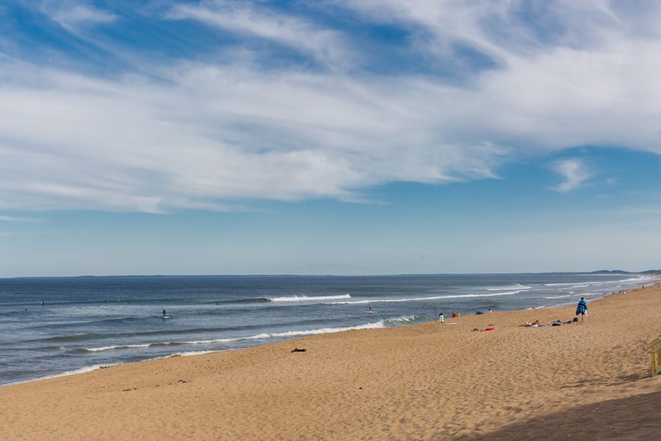 Oceanview Queen | Iron/ironing board, travel crib, WiFi (free), bed sheets