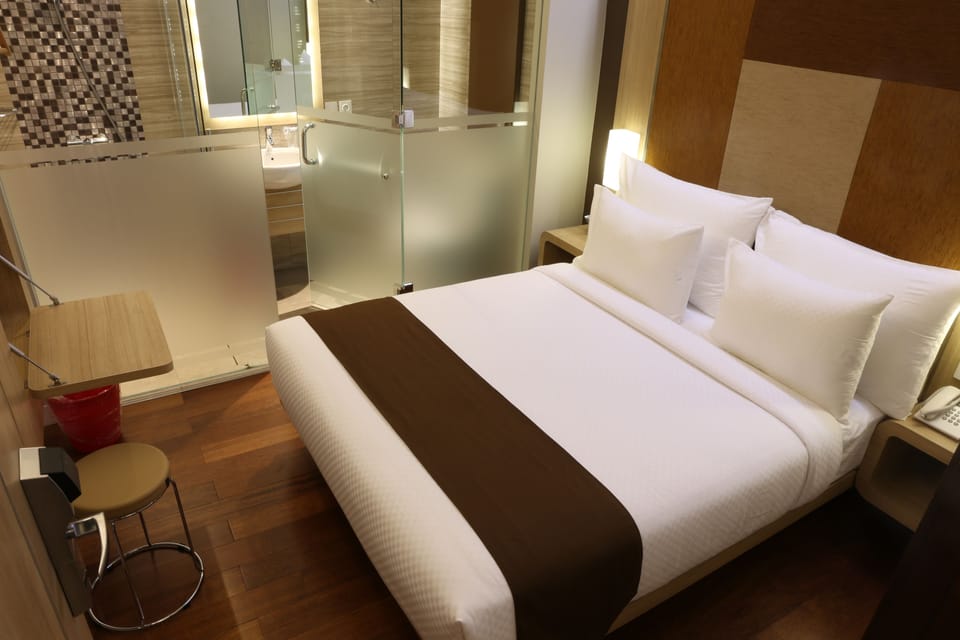 Select Comfort beds, bed sheets