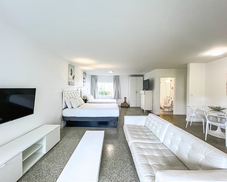 Family Suite, 1 Bedroom | In-room safe, individually decorated, individually furnished