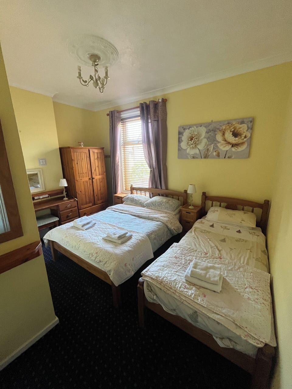 Iron/ironing board, free WiFi