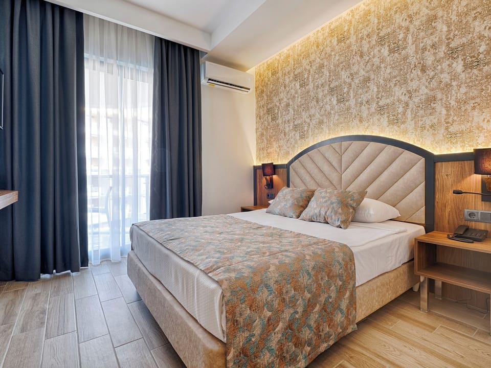 Family Room, 2 Bedrooms | Room amenity