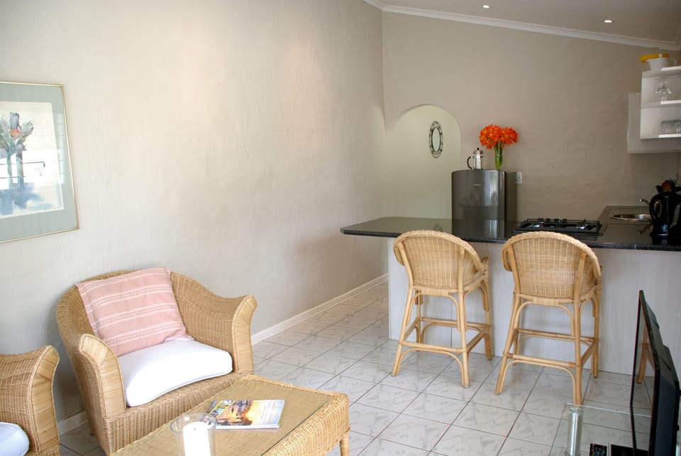 Standard Apartment, 1 Double Bed | In-room safe, free WiFi, bed sheets