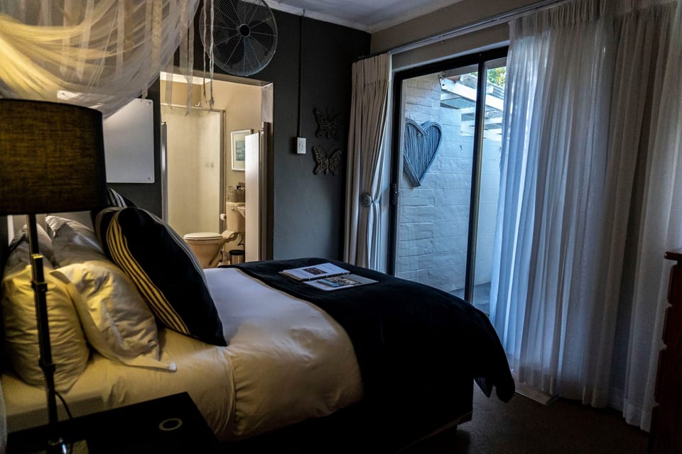 Double Room | Garden view