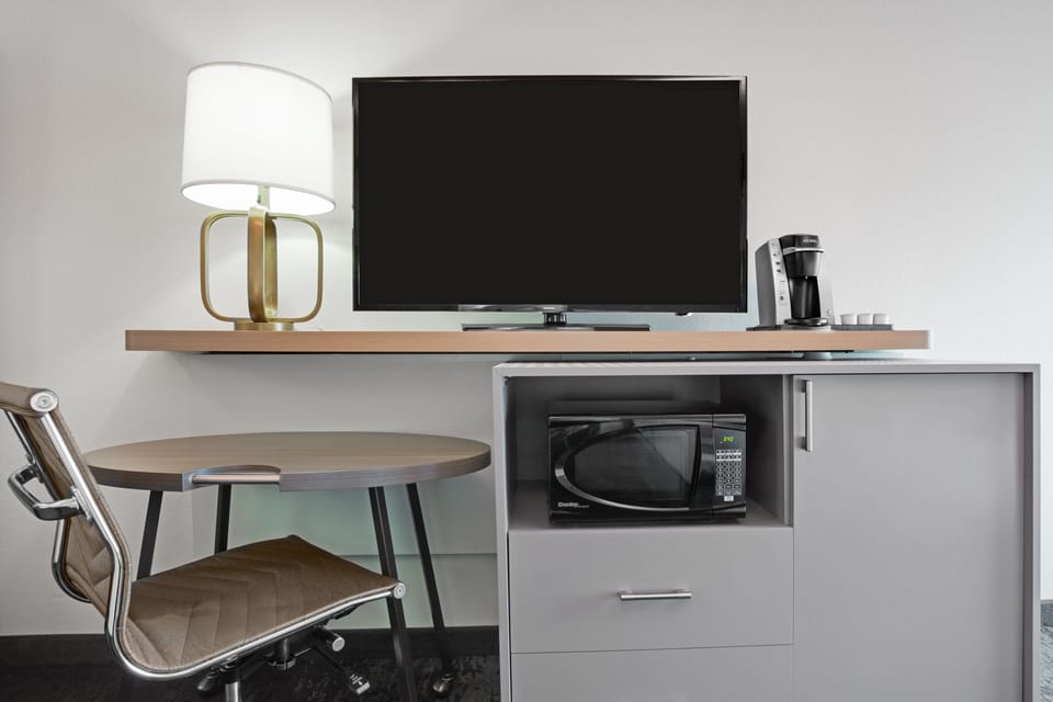 In-room safe, desk, blackout drapes, soundproofing