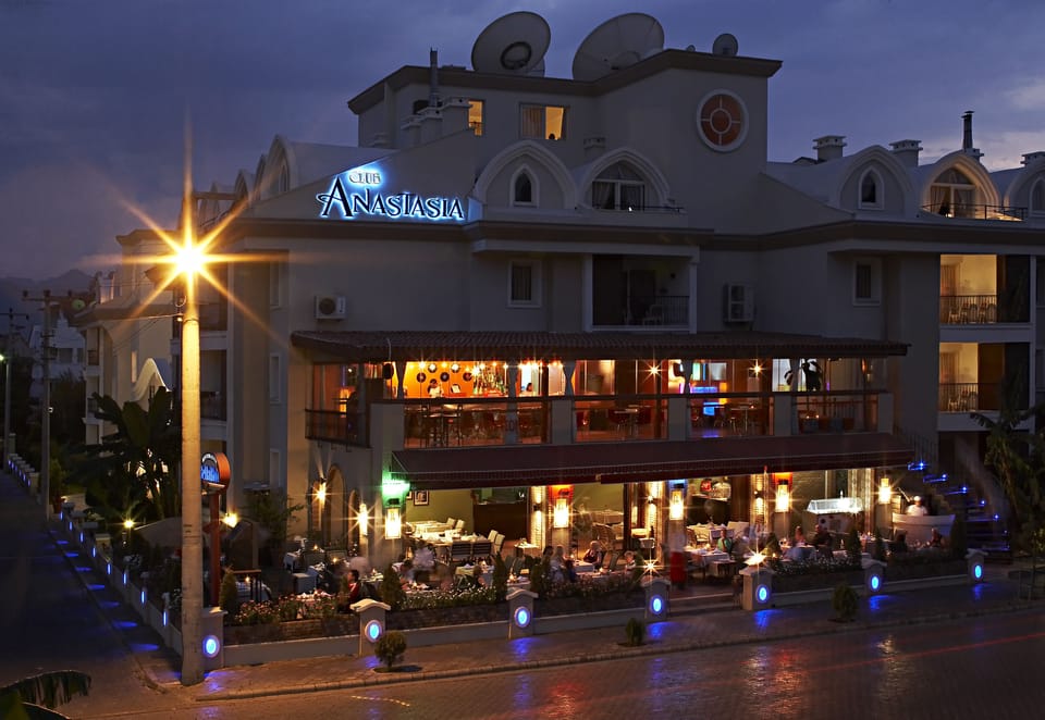 Front of property - evening/night