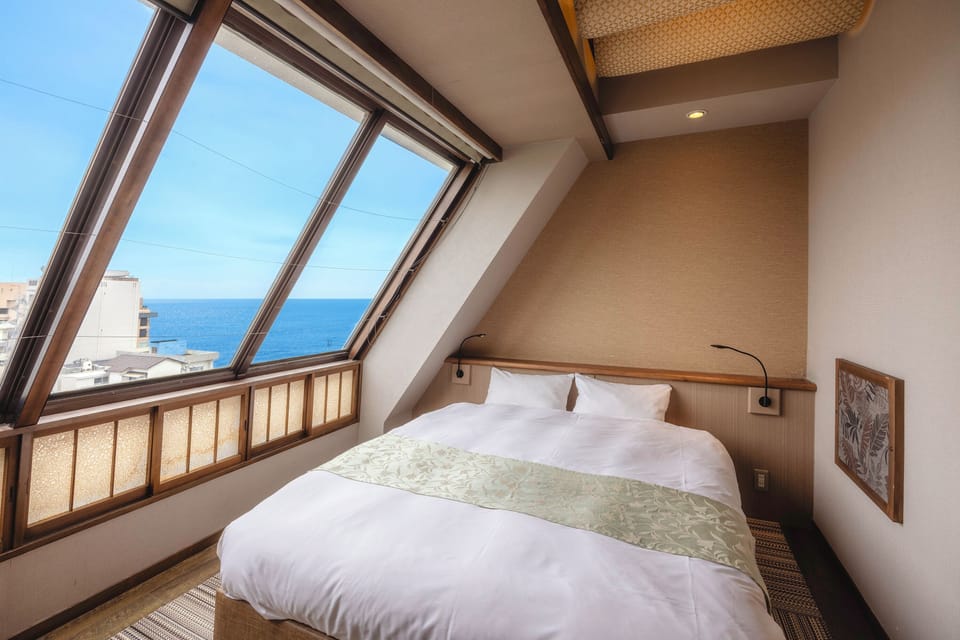 standard queenbedroom Non-Smoking | In-room safe, free WiFi, bed sheets