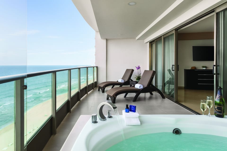 Beach/ocean view