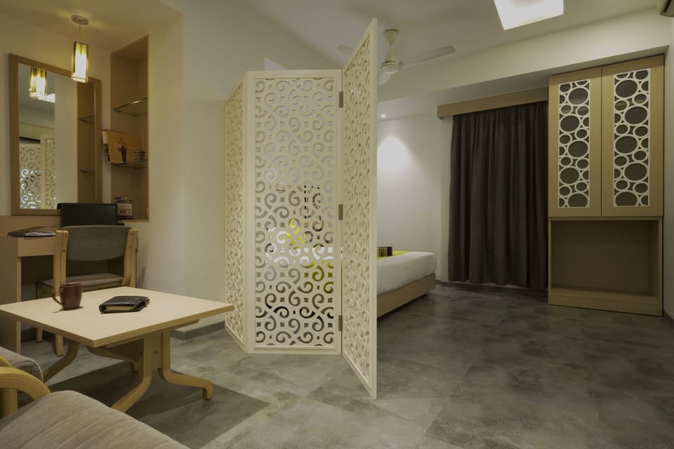 Deluxe Grand | Free minibar, in-room safe, desk, blackout drapes