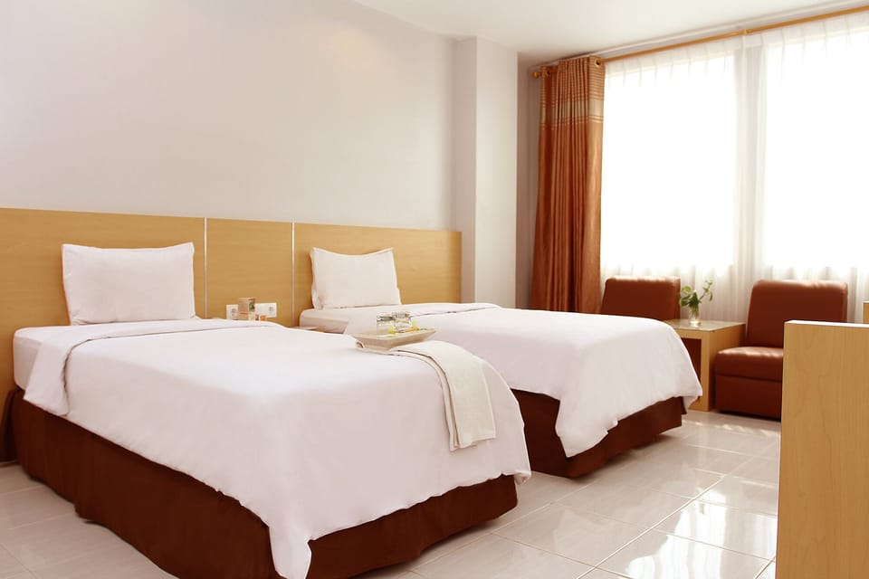 Deluxe Twin Room | WiFi (free), bed sheets
