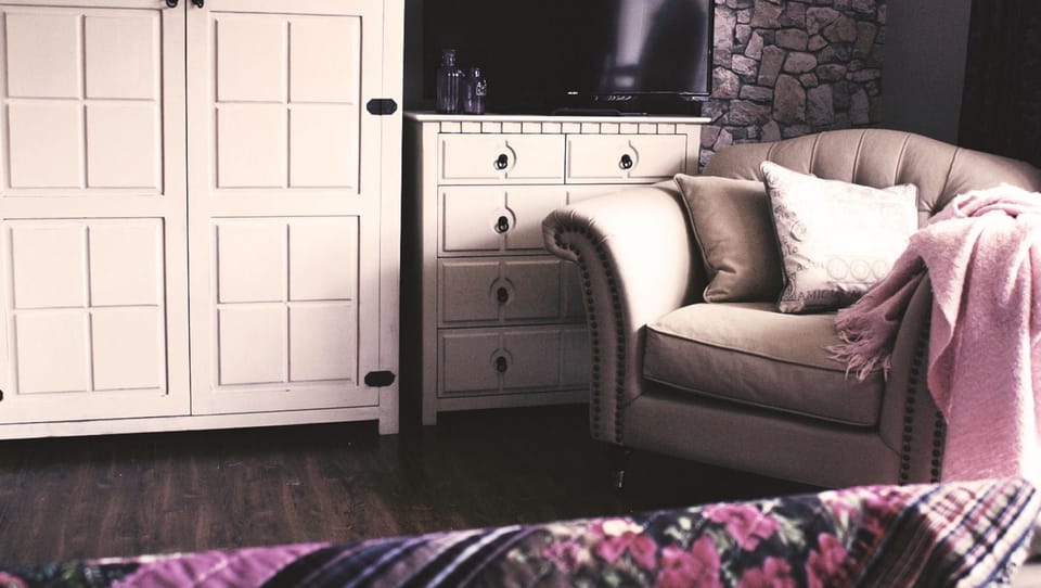 Double Room (Lavender - King Bed) | Premium bedding, iron/ironing board, free WiFi