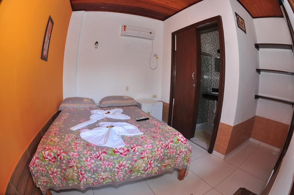 Standard Double Room | Minibar, iron/ironing board, free WiFi, bed sheets