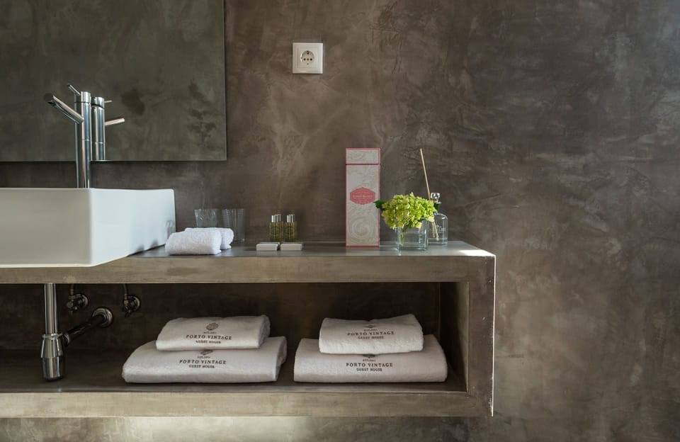 Superior Double Room | Bathroom sink