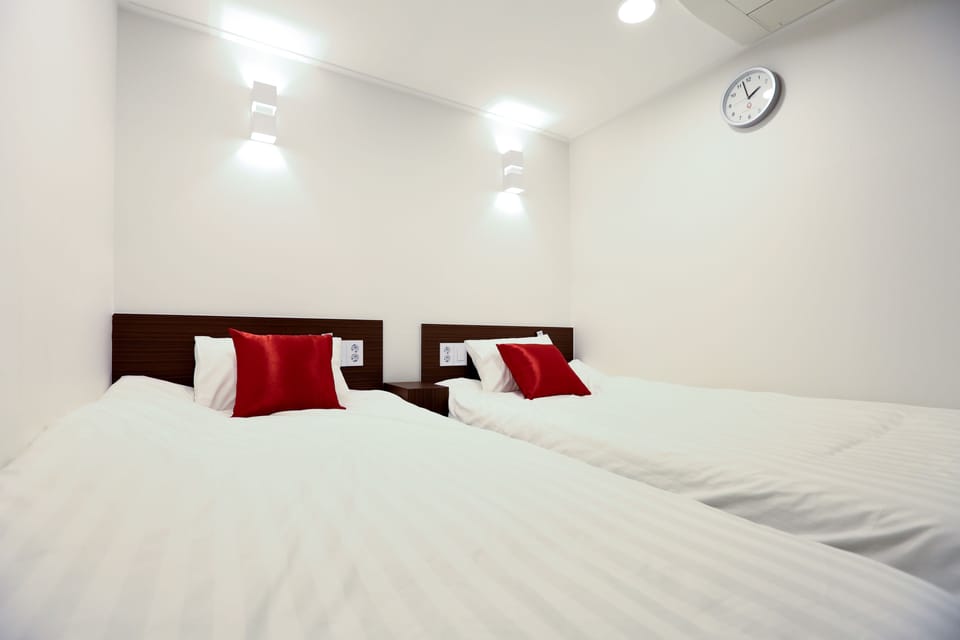 Economy Twin Room | Blackout drapes, soundproofing, free WiFi