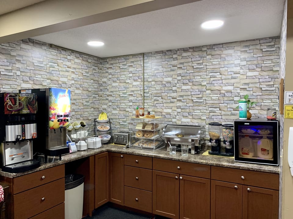 Free daily self-serve breakfast