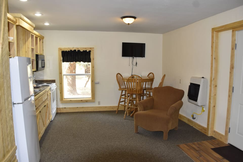 Suite, 3 Bedrooms (No Pets) | Private kitchen | Microwave, coffee/tea maker, toaster