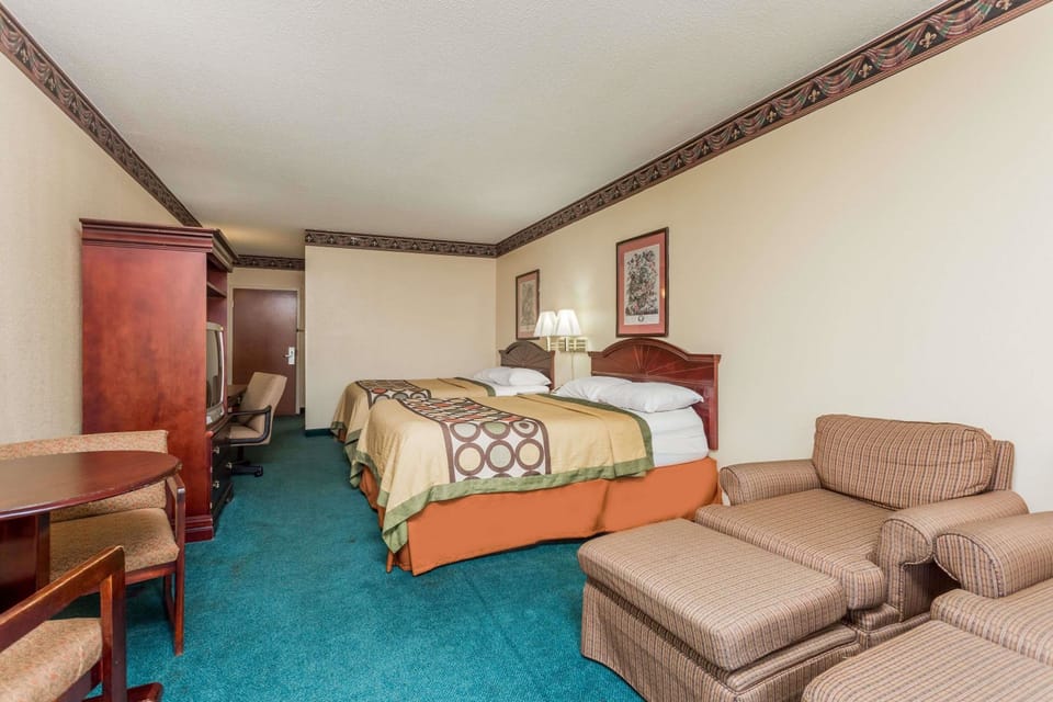 Studio Suite, 2 Queen Beds, Non Smoking | Desk, iron/ironing board, free cribs/infant beds, rollaway beds