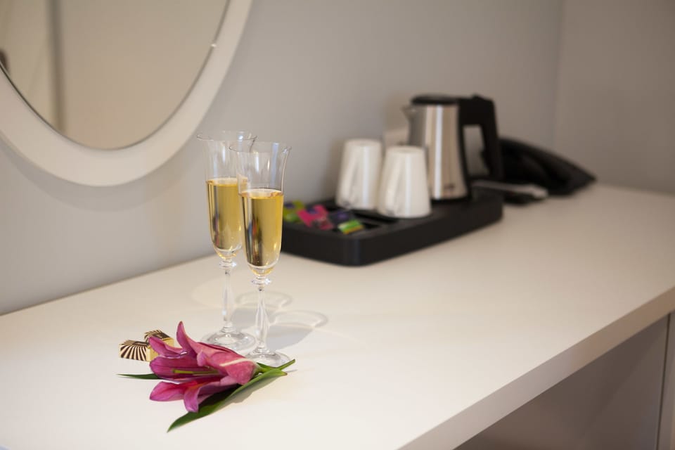 Superior Double or Twin Room (105) | Coffee and/or coffee maker
