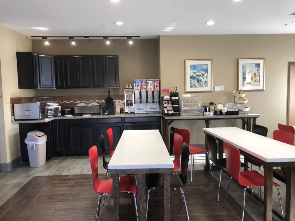 Breakfast area