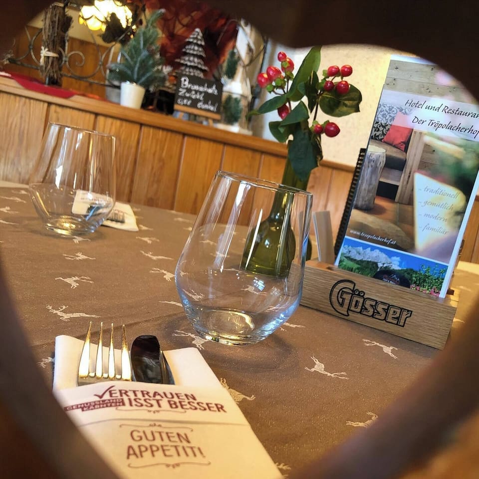 Lunch and dinner served, Regional cuisine