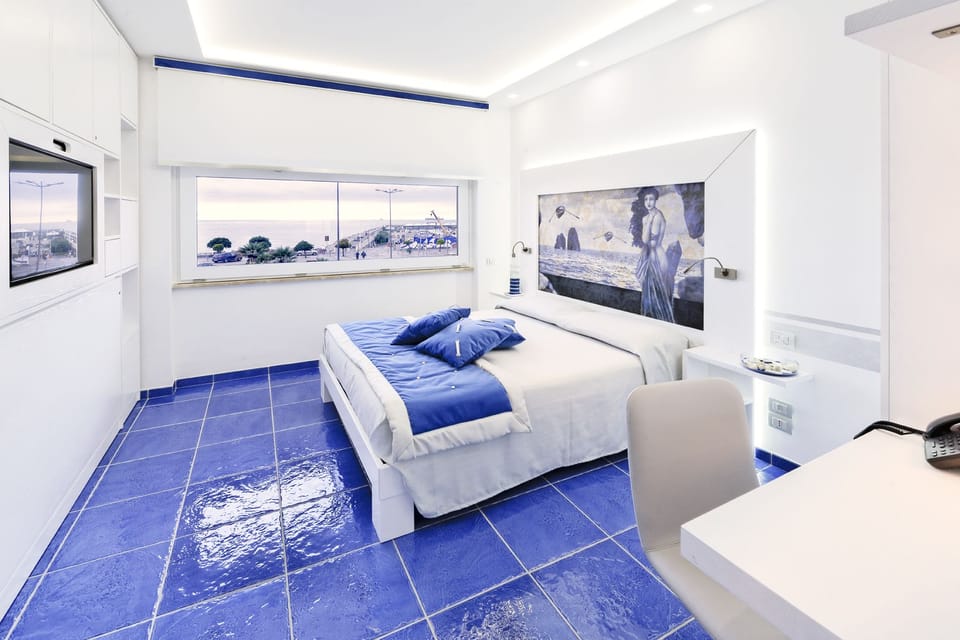 Standard Double Room | Premium bedding, minibar, in-room safe, desk