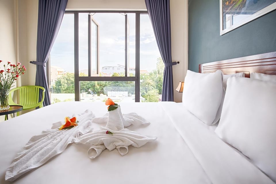 Egyptian cotton sheets, memory foam beds, minibar, in-room safe
