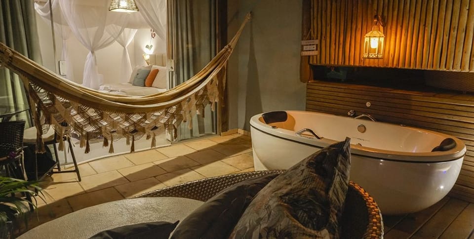 Luxo Piso Superior | Minibar, in-room safe, blackout drapes, free WiFi