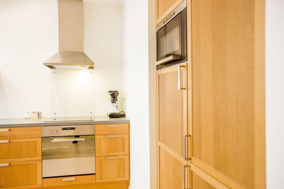 Exclusive Apartment, 2 Bedrooms | Private kitchen | Fridge, microwave, oven, stovetop