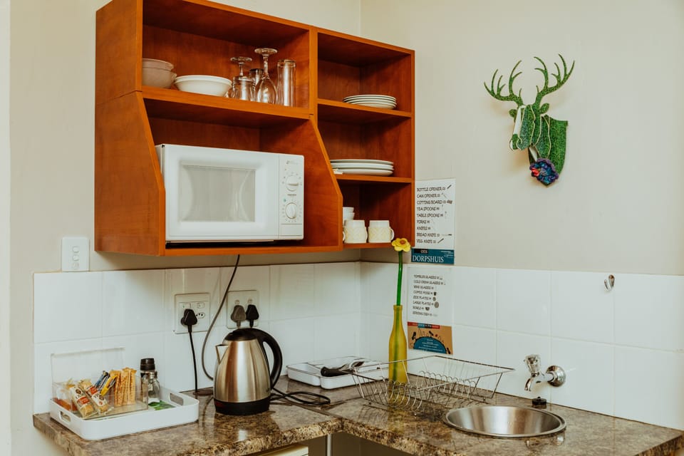 Deluxe Double or Twin Room | Free WiFi, bed sheets