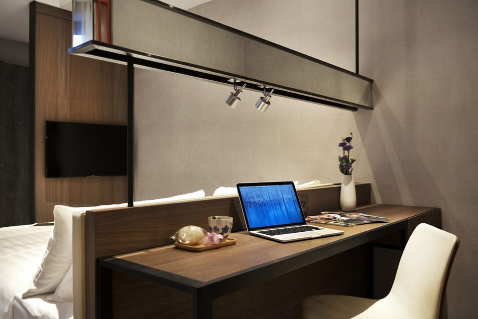 Grand Room | Premium bedding, down comforters, minibar, in-room safe