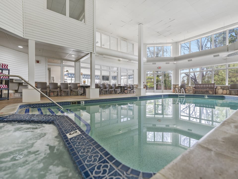 Indoor pool, outdoor pool, free cabanas, sun loungers