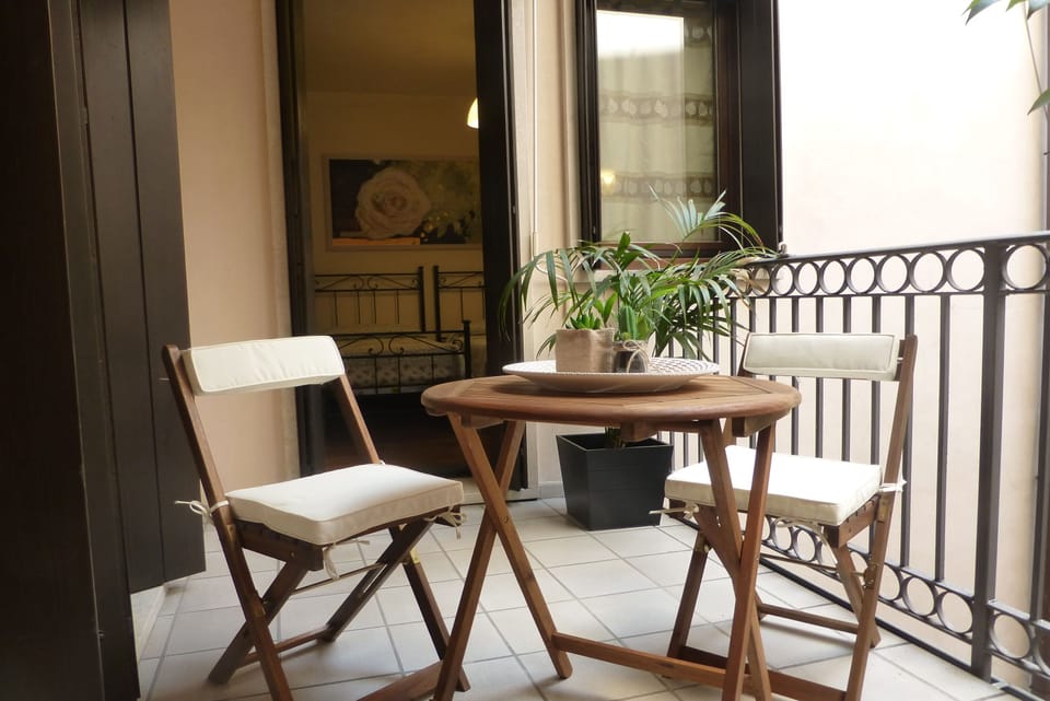 Luxury Apartment, 2 Bedrooms | Balcony