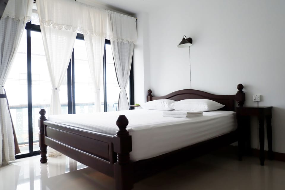Standard Double Room, 1 King Bed | Blackout drapes, iron/ironing board, free WiFi, bed sheets