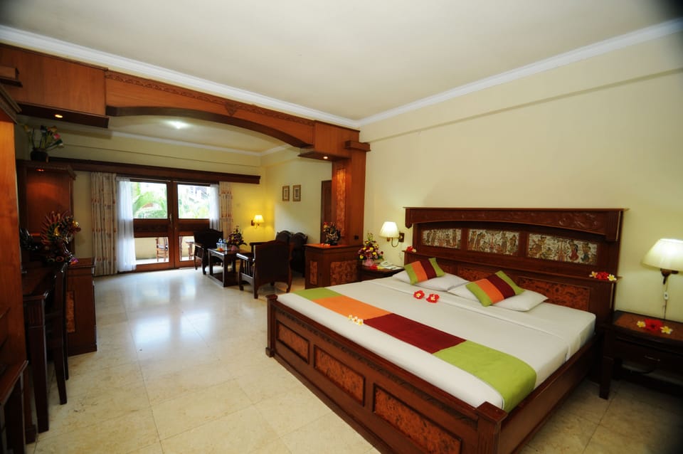 Minibar, in-room safe, free WiFi, bed sheets