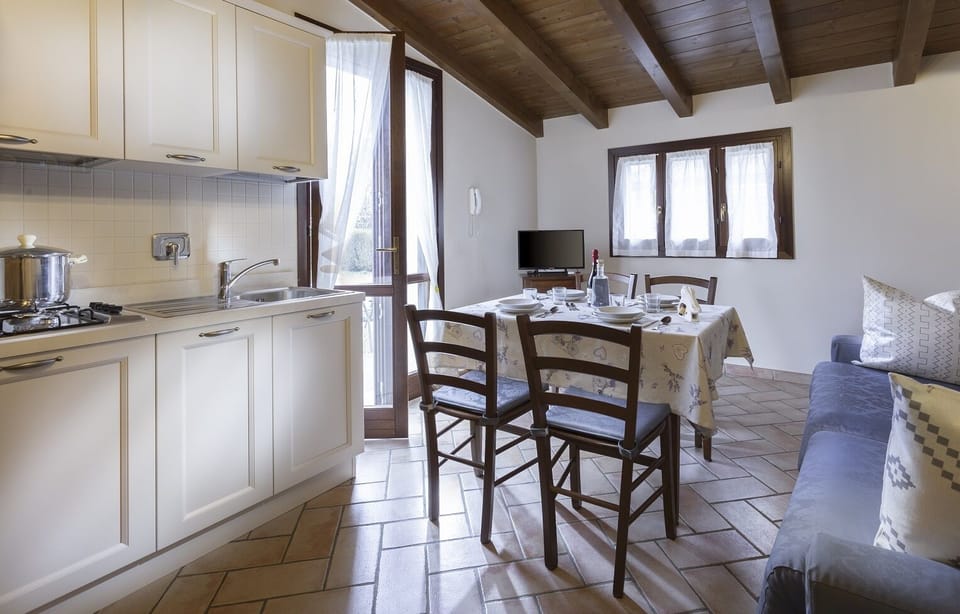 Classic Apartment, 1 Bedroom | Private kitchen | Full-size fridge, microwave, stovetop, espresso maker