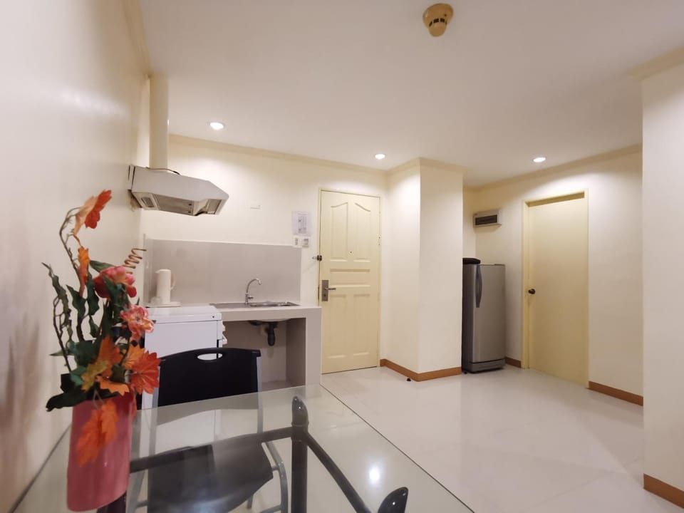 Family Quadruple Room | Private kitchen | Fridge