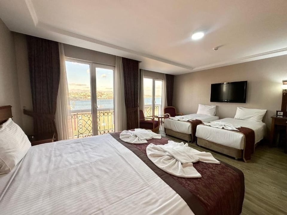 Superior Family Room with Bosphorus View | Premium bedding, minibar, in-room safe, desk