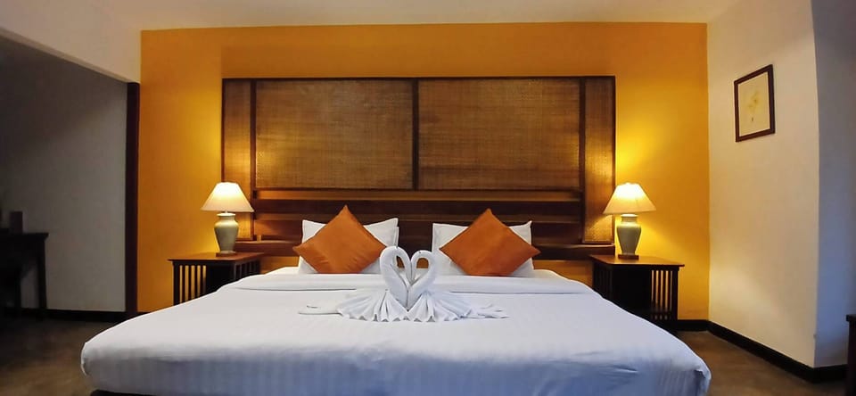 Deluxe Pavilion Room | Rollaway beds