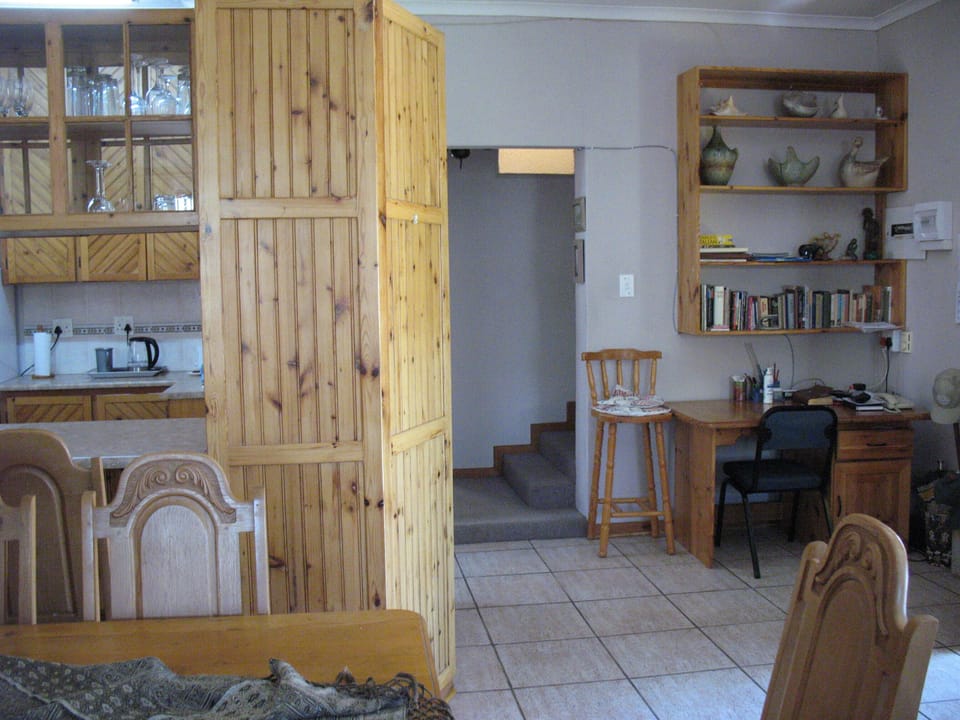 Family Apartment | Private kitchen | Full-size fridge, microwave, oven, stovetop