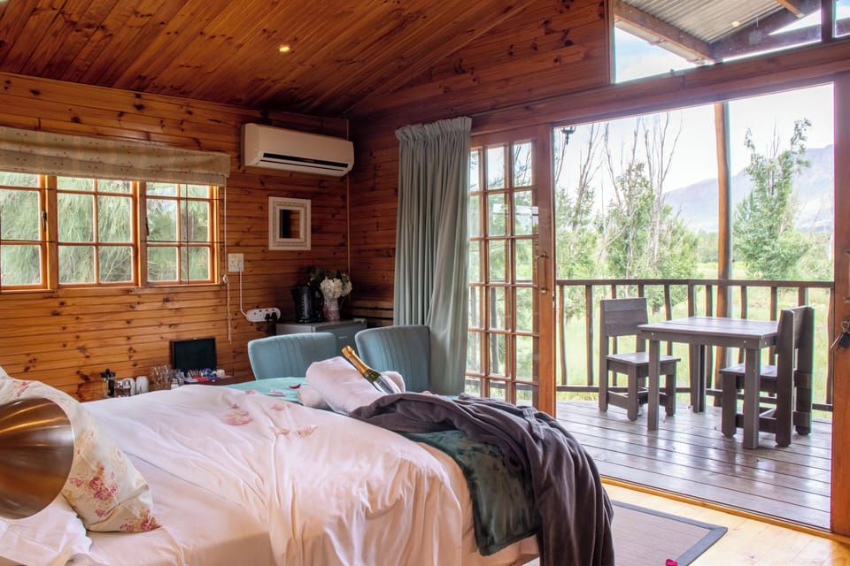 Individually decorated, individually furnished, free WiFi, bed sheets