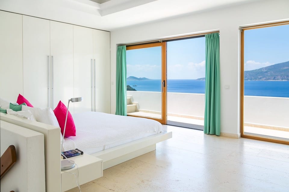 Luxury Villa, 3 Bedrooms | Minibar, in-room safe, desk, free WiFi