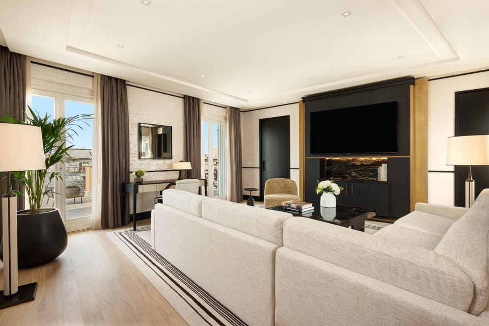 Suite (Nobu) | Living room | LCD TV, pay movies