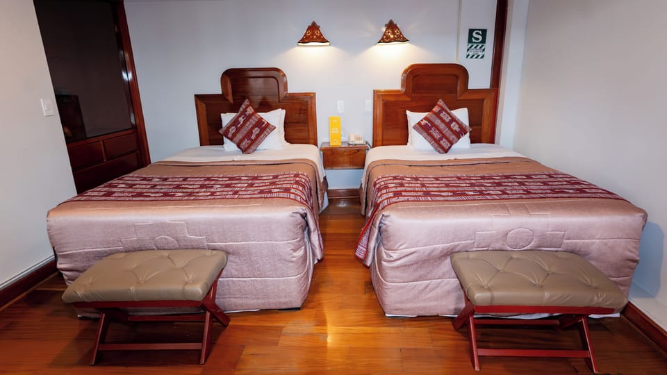 Double Room | Bathroom | Shower, hair dryer, towels
