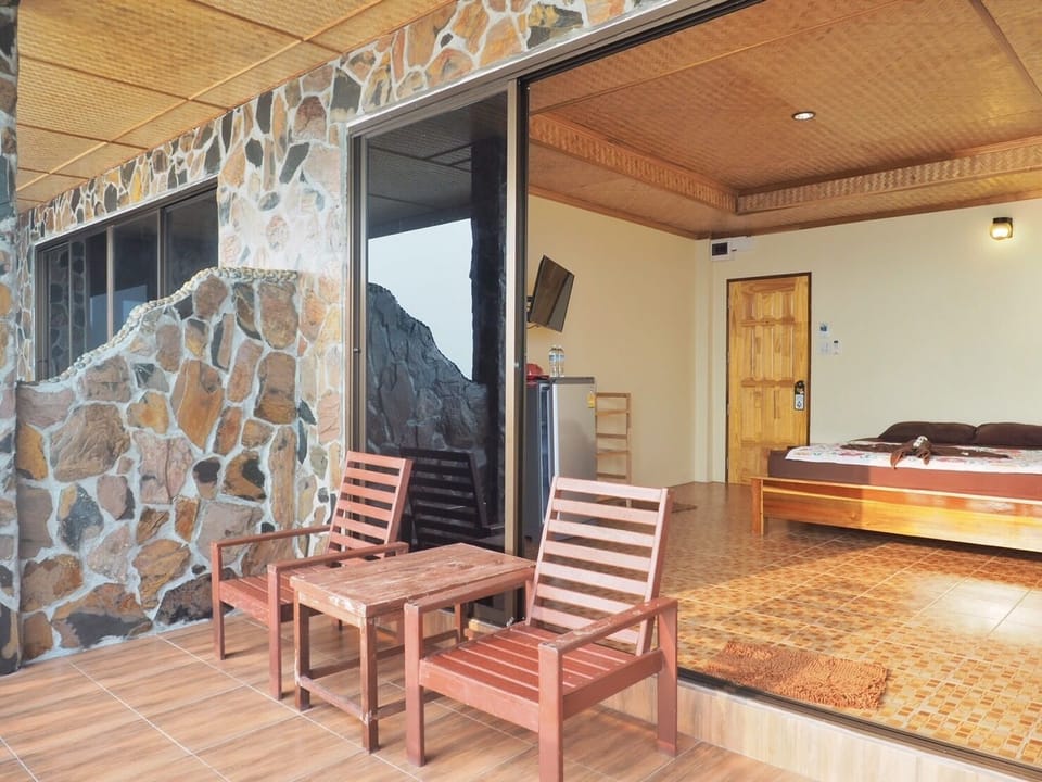 Sea View Air Conditioning Bungalow | Free WiFi