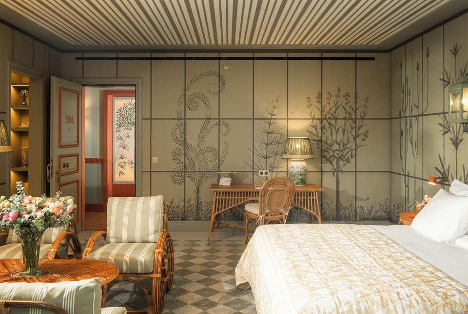 Grand Room | Premium bedding, down comforters, minibar, in-room safe