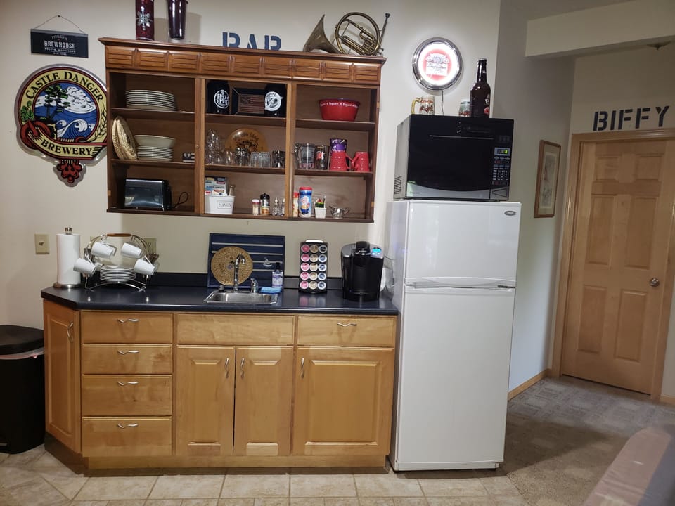 Shared fridge, microwave