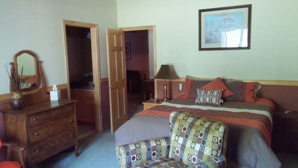 The Pheasant Room | Individually decorated, individually furnished, travel crib, free WiFi
