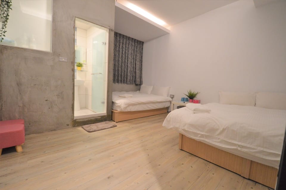 Comfort Quadruple Room | Individually decorated, desk, rollaway beds, free WiFi