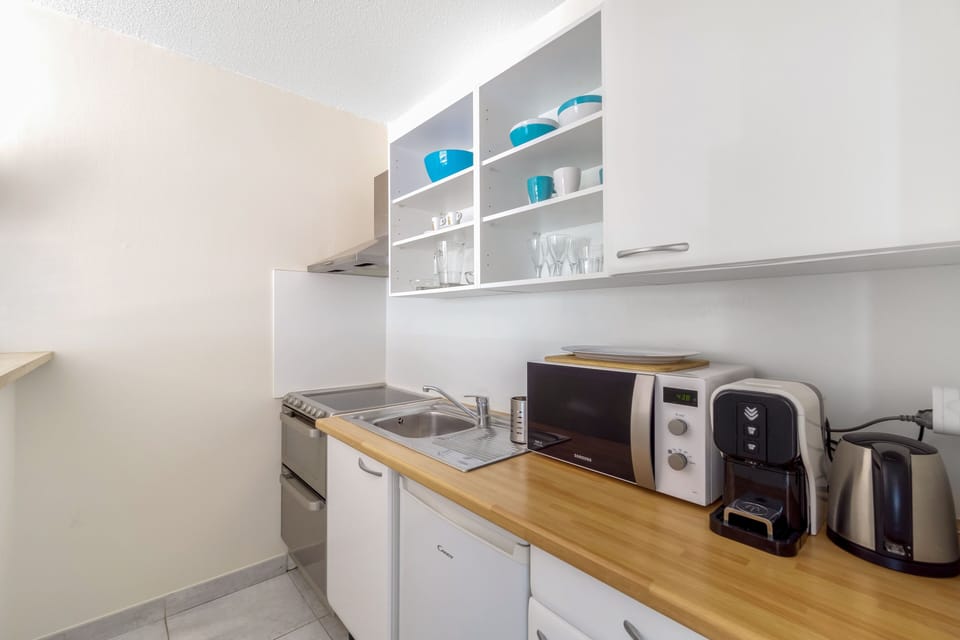 Private kitchenette