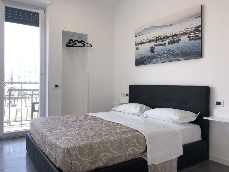 Superior Double Room | Desk, iron/ironing board, free WiFi