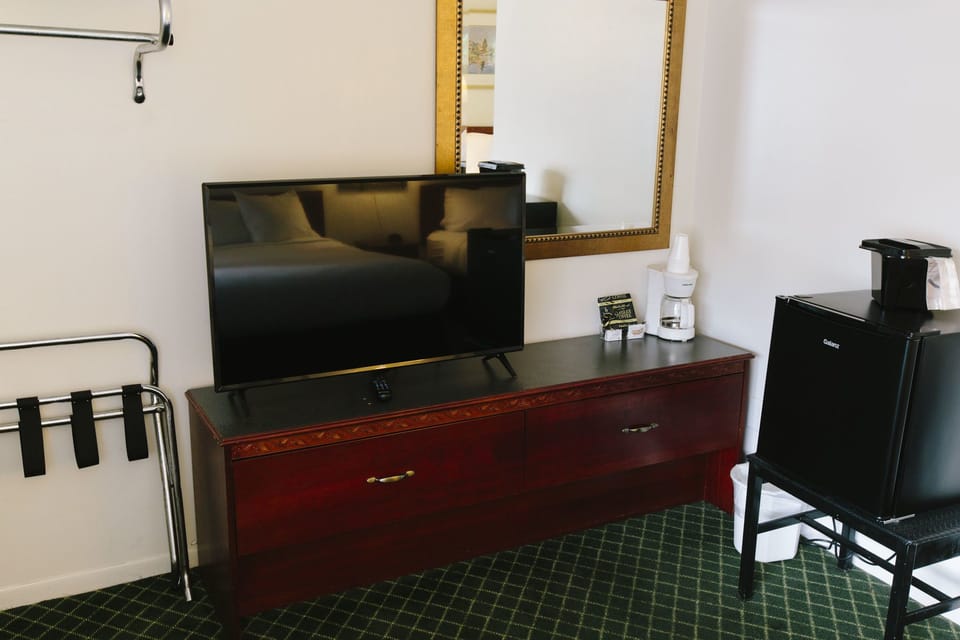 Standard Room, 2 Queen Beds (Ground Floor) | Free WiFi, bed sheets